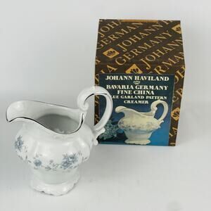 Johann Haviland Blue Garland Creamer Pitcher Bavaria Germany Fine China with Box